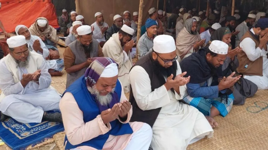 মুসলিম উম্মাহর মাগফেরাত কামনায় শেষ হলো ইজতেমার প্রথম পর্ব