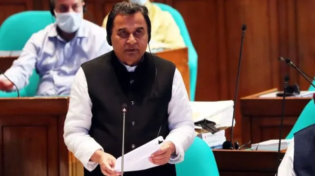সরকারি কর্মচারীদের এই মুহূর্তে নতুন পে-স্কেল নয় : অর্থমন্ত্রী