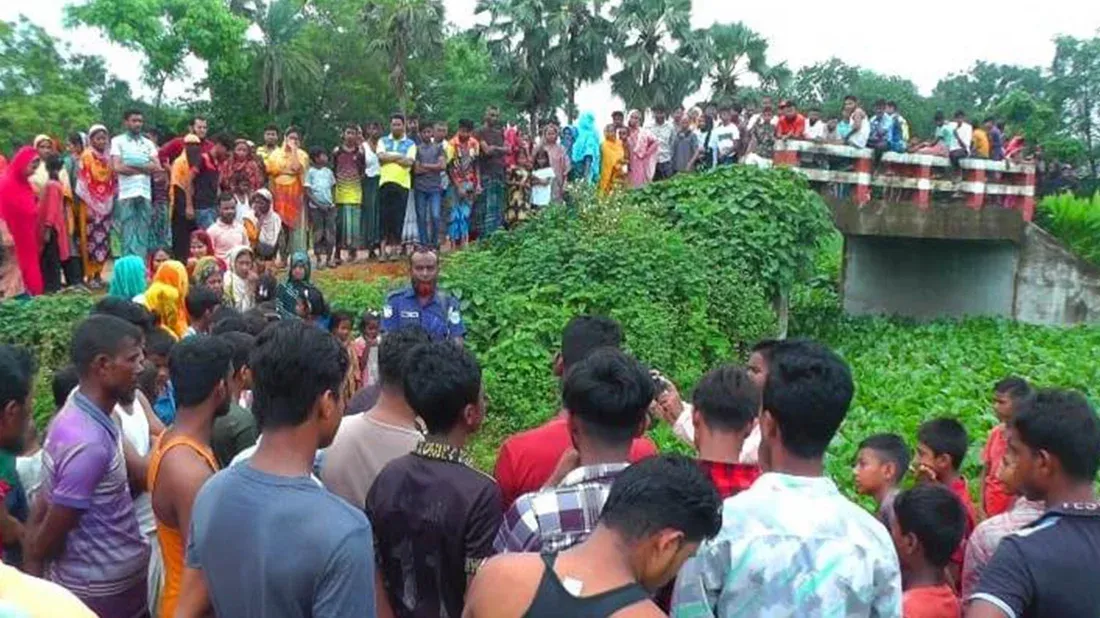 কার্টনের ভেতর থেকে নবজাতকের লাশ উদ্ধার