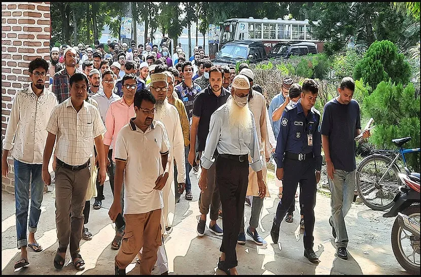 ৫২ ঘণ্টা পর ভাসানী বিশ্ববিদ্যালয়ের ভিসি মুক্ত