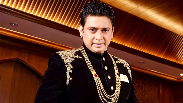 হিন্দি সিনেমা আনলে দেশের চলচ্চিত্র শিল্প মুখ থুবড়ে পড়বে : জায়েদ খান