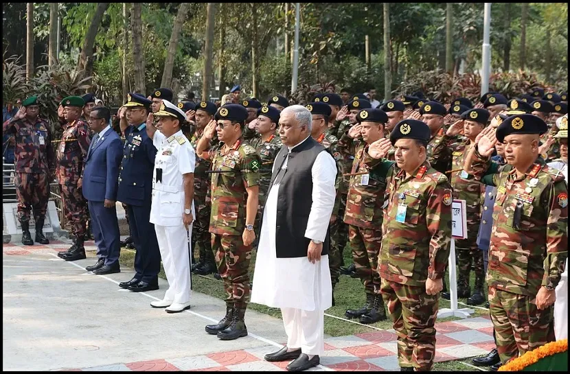 বিডিআর বিদ্রোহে শহীদ সেনা কর্মকর্তাদের কবরে শ্রদ্ধা