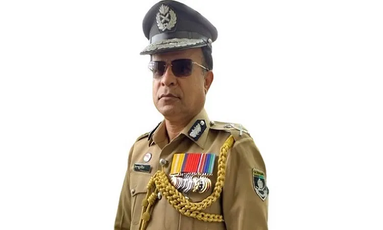 র‌্যাবের মহাপরিচালক খুরশীদ হোসেন