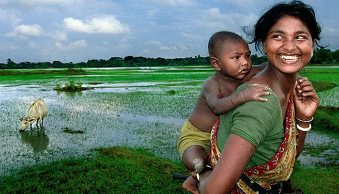 ইতিহাসের এই দিনে : নিরাপদ মাতৃত্ব দিবস