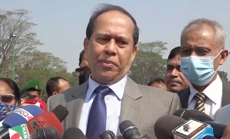 মিডিয়া ক্ষমতার ভারসাম্য সৃষ্টি করে : সিইসি