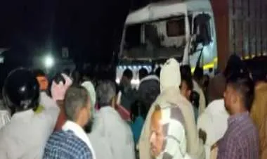 ভারতে ধর্মীয় শোভাযাত্রায় ট্রাক চাপায় নিহত ১২