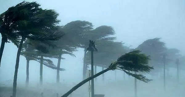দুপুরের মধ্যে ৮০ কিলোমিটার বেগে ঝড়ের আশঙ্কা