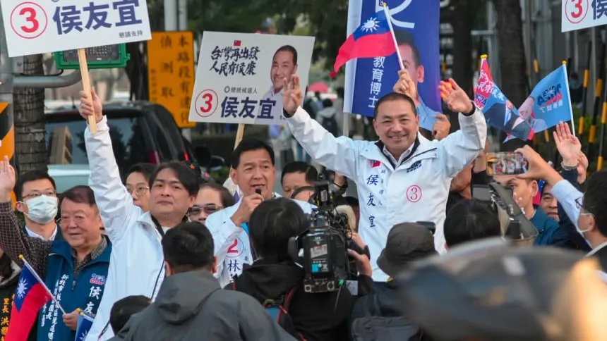 Taiwan detects 4 Chinese balloons ahead of election