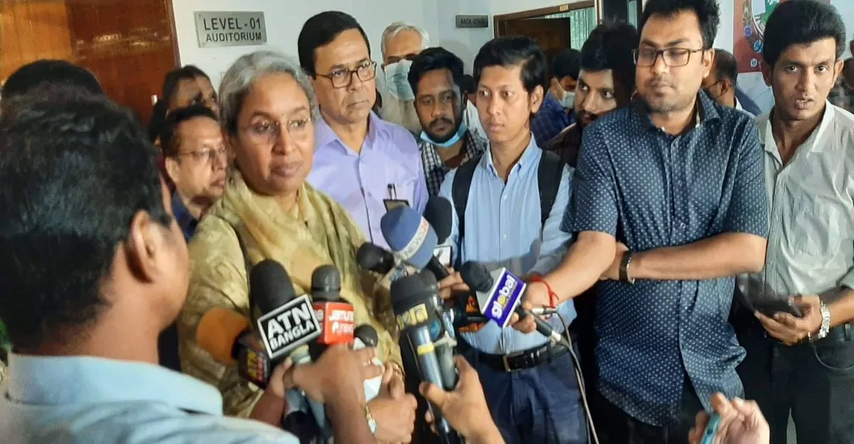 গুজব ছড়ানো বা প্রশ্নফাঁসের চেষ্টা করলে কঠোর ব্যবস্থা : শিক্ষামন্ত্রী