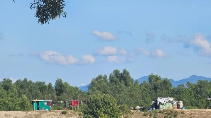 মিয়ানমার থেকে ছোড়া গুলি লাগলো বাংলাদেশির গায়ে