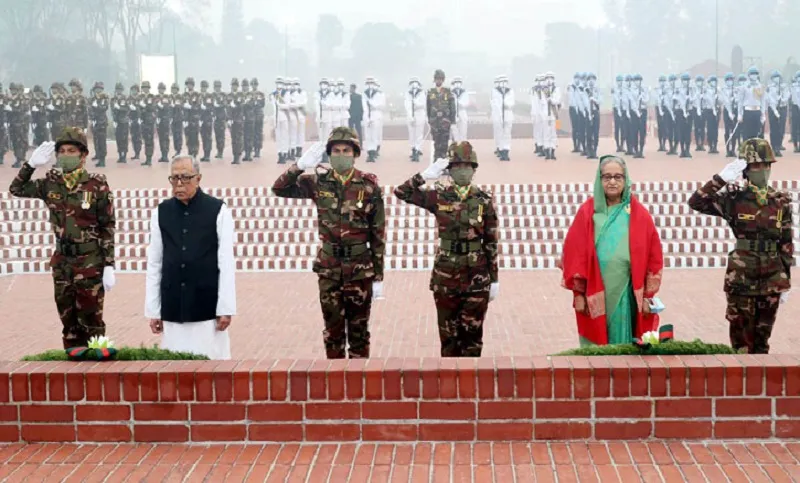 জাতীয় স্মৃতিসৌধে রাষ্ট্রপতি ও প্রধানমন্ত্রীর শ্রদ্ধা