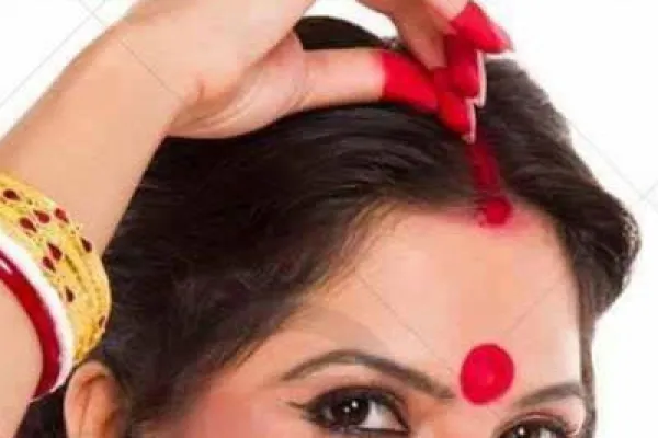 ধর্ষণ ভিডিও ধারণের পর তরুণীকে পরানো শাখা-সিঁদুর, যুবকের নামে মামলা
