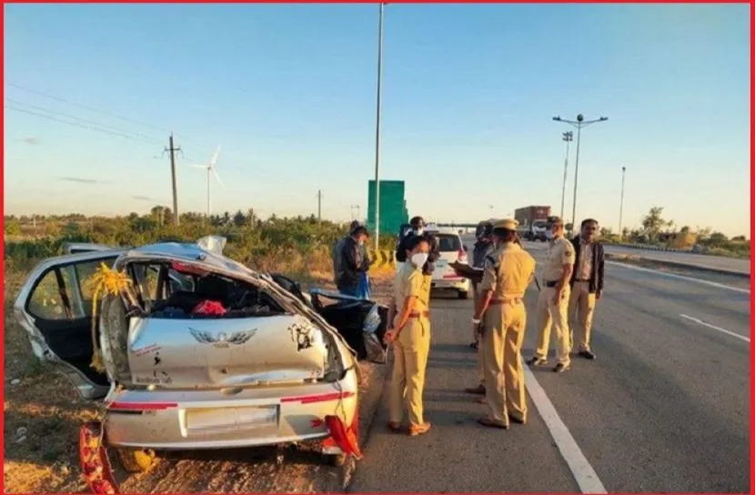 ভারতে সড়ক দুর্ঘটনায় একই পরিবারের ৭ জনসহ নিহত ১২