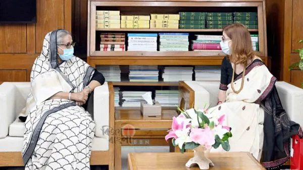 নির্বাচন করতে প্রস্তুতি নিচ্ছে সরকার : প্রধানমন্ত্রী
