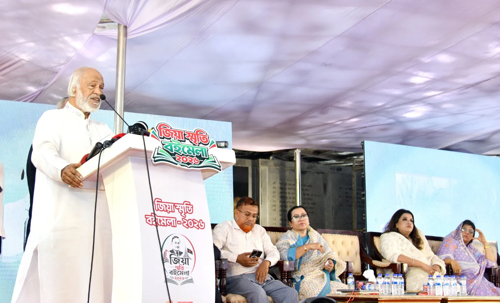 অন্যায়ের বিরুদ্ধে ছাত্রদের দাঁড়াতে হবে : এলজিআরডি মন্ত্রী