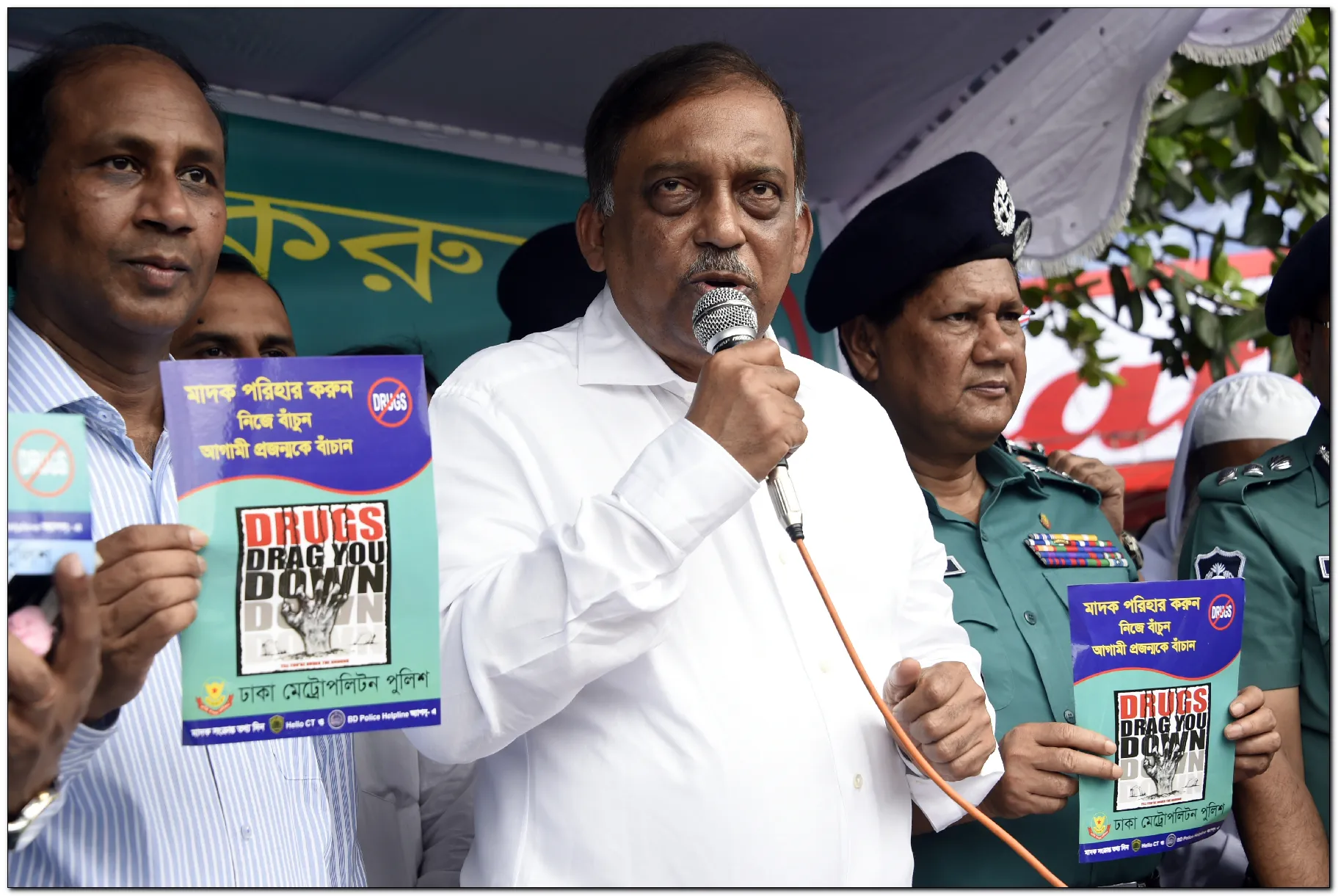 মাদক কারবারিদের তালিকা যাচাই-বাছাই করে ব্যবস্থা : স্বরাষ্ট্রমন্ত্রী