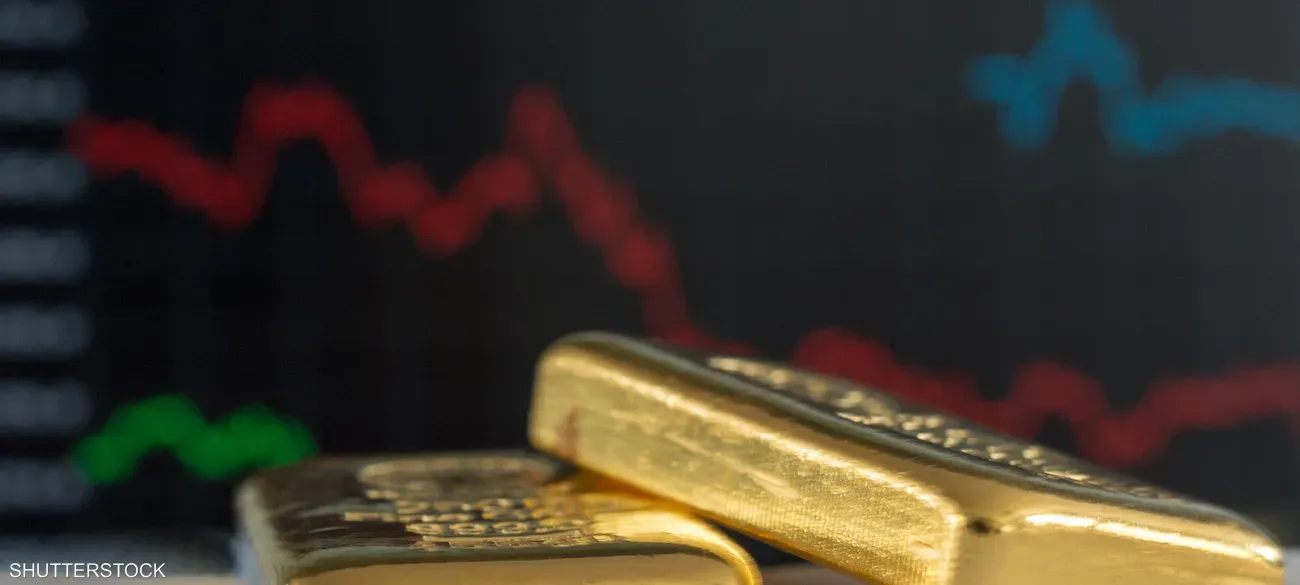 الذهب يلمع مع آمال بخفض أسعار الفائدة في يونيو وهبوط الدولار