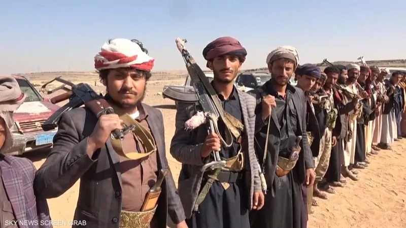 بتهمة "الغناء".. الحوثيون يعتقلون 3 فنانين شعبيين