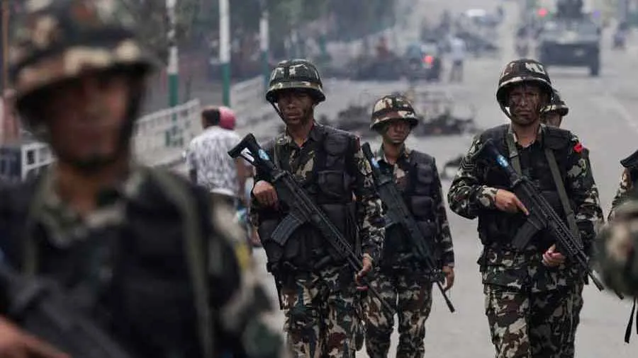 নেপালে সেনাবাহিনীর কারফিউ জারি