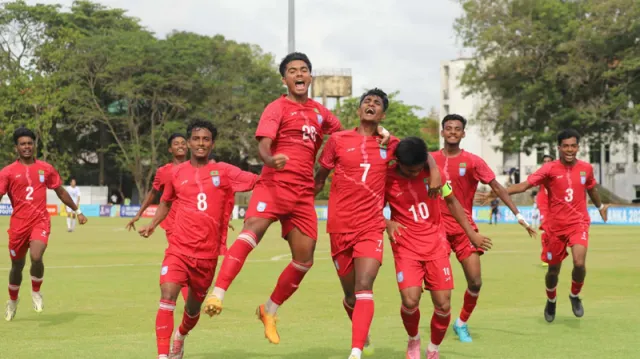 পাকিস্তানকে হারিয়ে ফাইনালে বাংলাদেশ