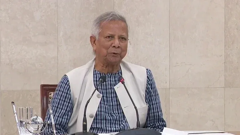 ‘জাতীয় নির্বাচনের পাশাপাশি স্থানীয় নির্বাচনের প্রস্তুতি নিচ্ছে সরকার’