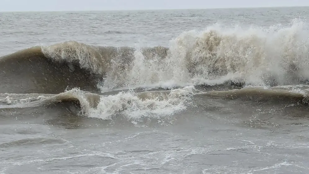 সমুদ্রবন্দরে ৩ নম্বর সতর্কসংকেত