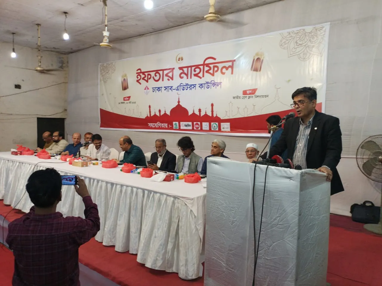 ঢাকা সাব-এডিটরস কাউন্সিলের ইফতার মাহফিল অনুষ্ঠিত