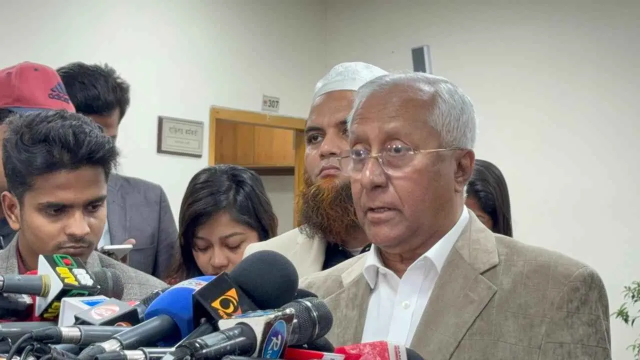 প্রার্থীদের অস্ত্র রাখার বিষয়ে আচরণবিধি সংশোধন: ইসি সচিব