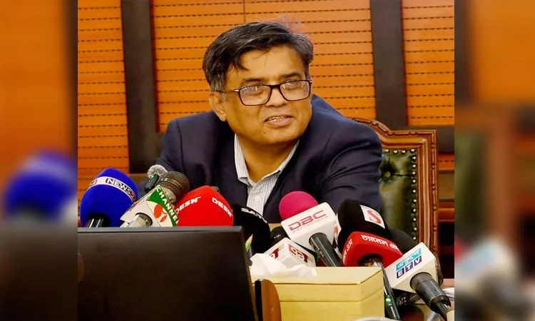 Govt keeping eyes on AL’s overseas activities: Shafiqul Alam