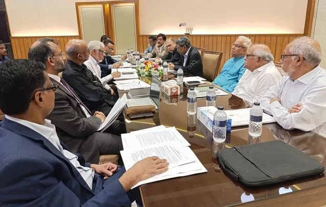 Consensus commission begins talks with experts to ensure legal binding of July Charter