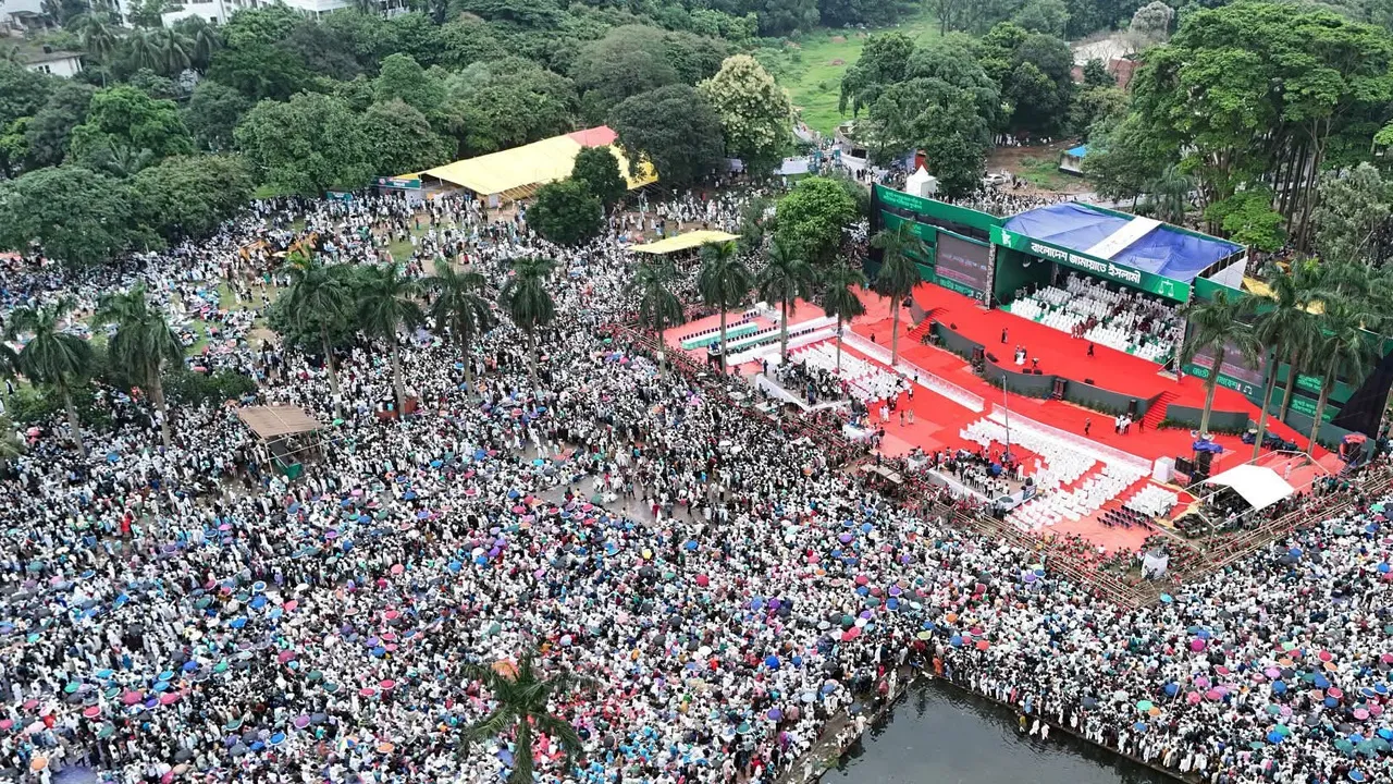 জামায়াতের সমাবেশে লাখো মানুষের ঢল