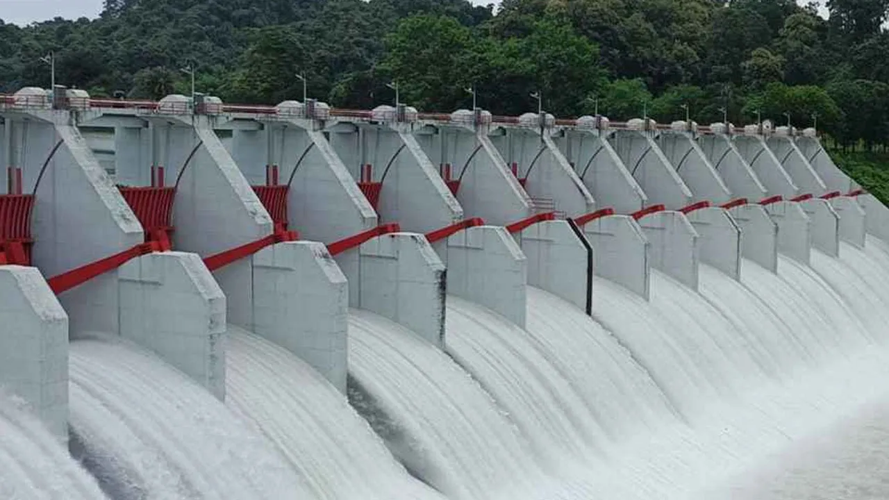 খুলে দেওয়া হলো কাপ্তাই বাঁধের সব জলকপাট