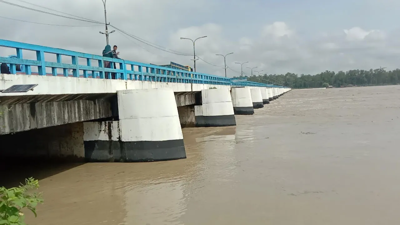 ডালিয়া পয়েন্টে তিস্তার পানি বিপৎসীমার ৭ সেন্টিমিটার ওপরে