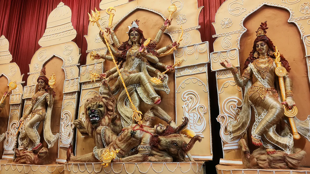 আজ মহানবমী