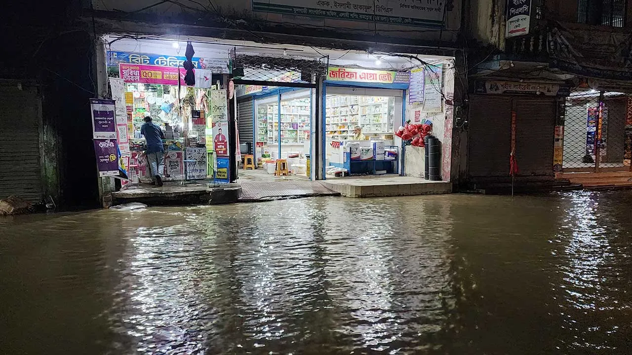 ফের ফুলগাজী বাজার প্লাবিত