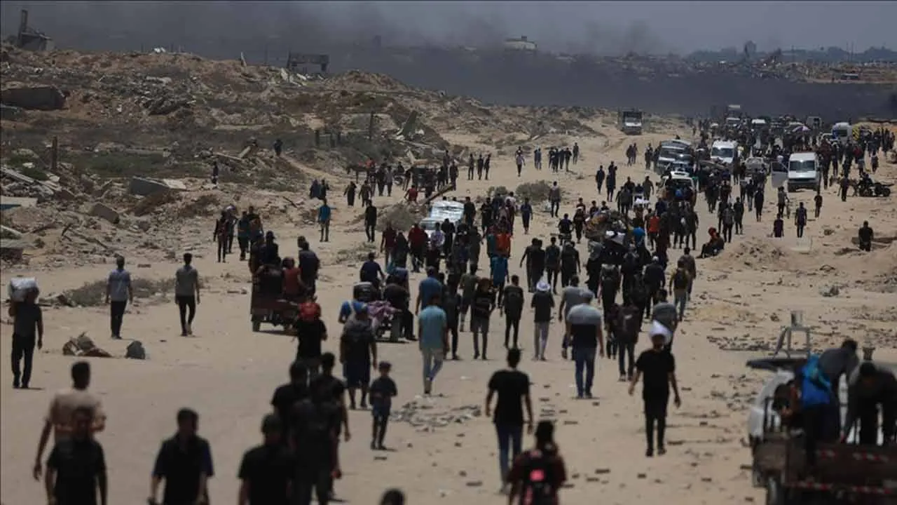 গাজায় ধ্বংস প্রায় ৩ লাখ বাড়ি, তাঁবুতেই শীত কাটাচ্ছেন ফিলিস্তিনিরা