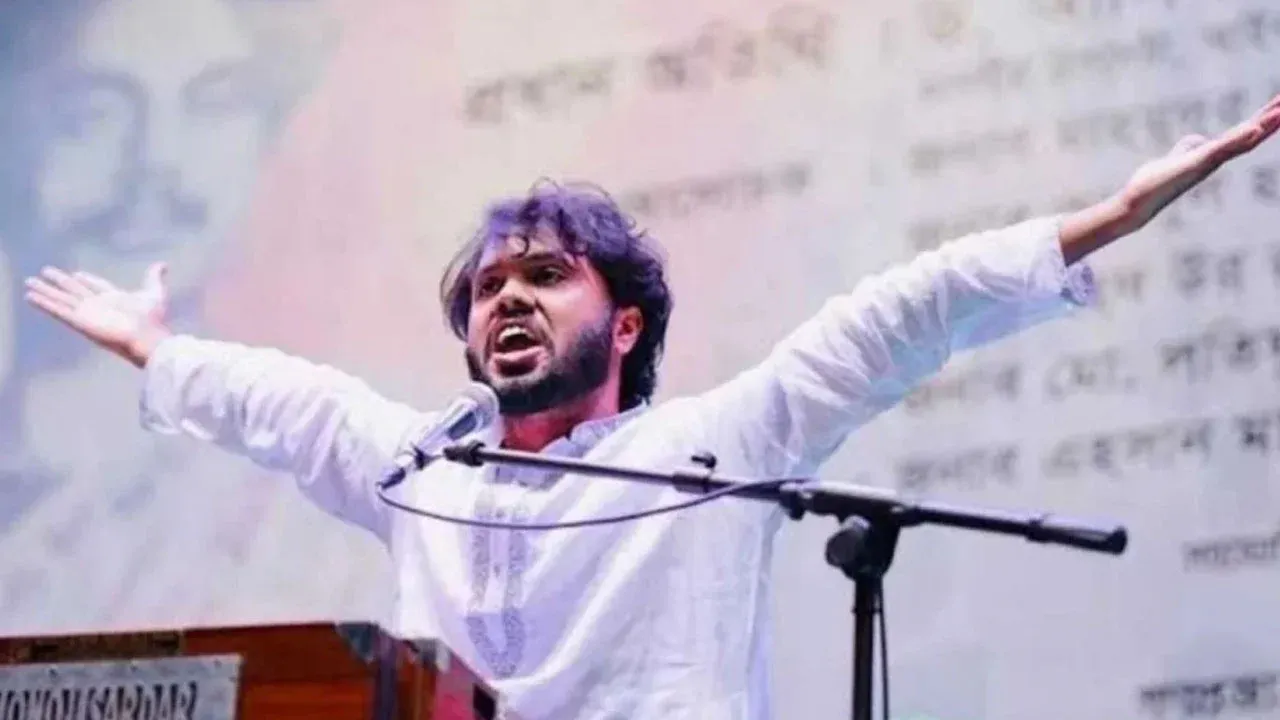 পাঠ্যবইয়ে যুক্ত হচ্ছে শহীদ ওসমান হাদির বীরত্বগাথা