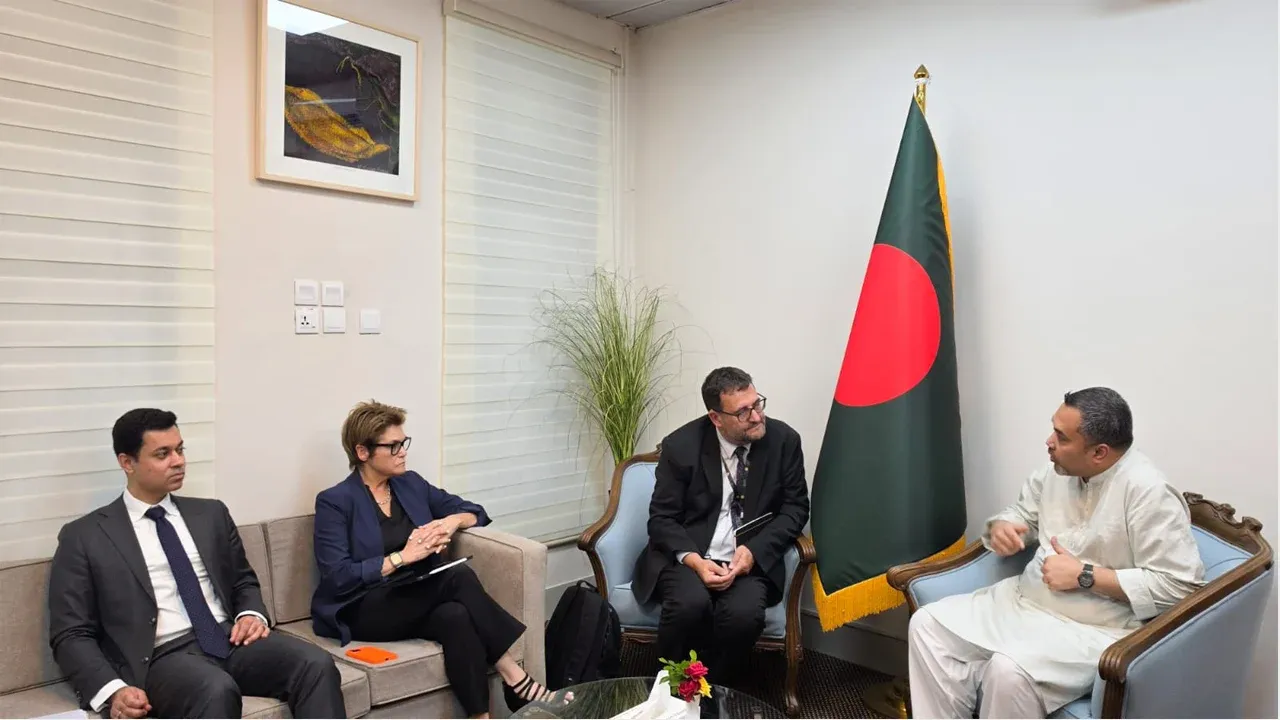 মাহ্দী আমিনের সঙ্গে বিশ্বব্যাংকের ডিভিশন ডিরেক্টরের সাক্ষাৎ