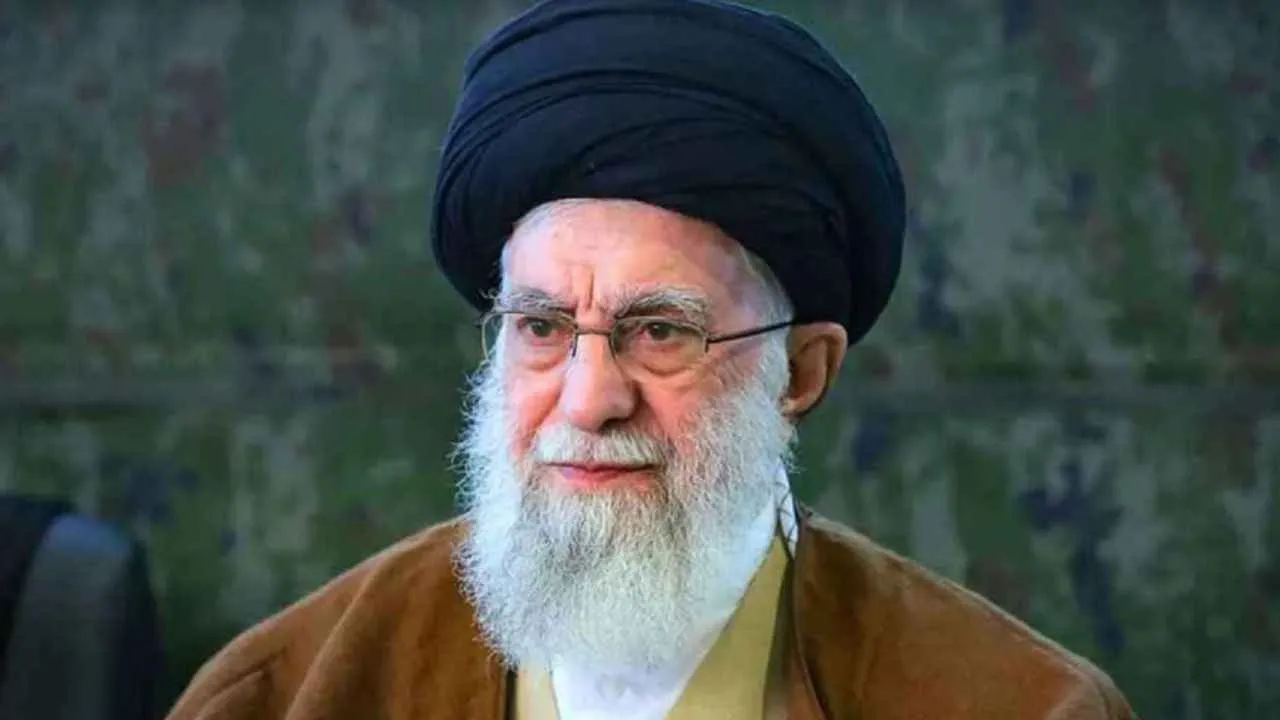 খামেনির মৃত্যুতে ইরানে ৪০ দিনের রাষ্ট্রীয় শোক, ৭ দিনের ছুটি