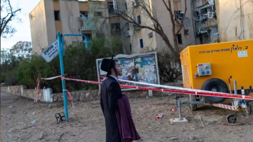 ইরানের ক্ষেপণাস্ত্র বৃষ্টিতে দিশাহারা ইসরাইল, বহু হতাহত