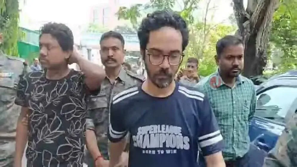 আদালতে তোলা হলো হাদি হত্যার দুই আসামিকে, নির্দোষ দাবি ফয়সালের