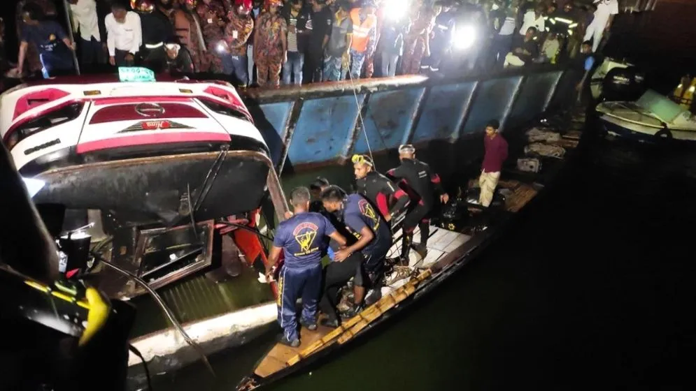 দৌলতদিয়া ট্র্যাজেডি: ২০ মরদেহের পরিচয় শনাক্ত, ১৫টি হস্তান্তর