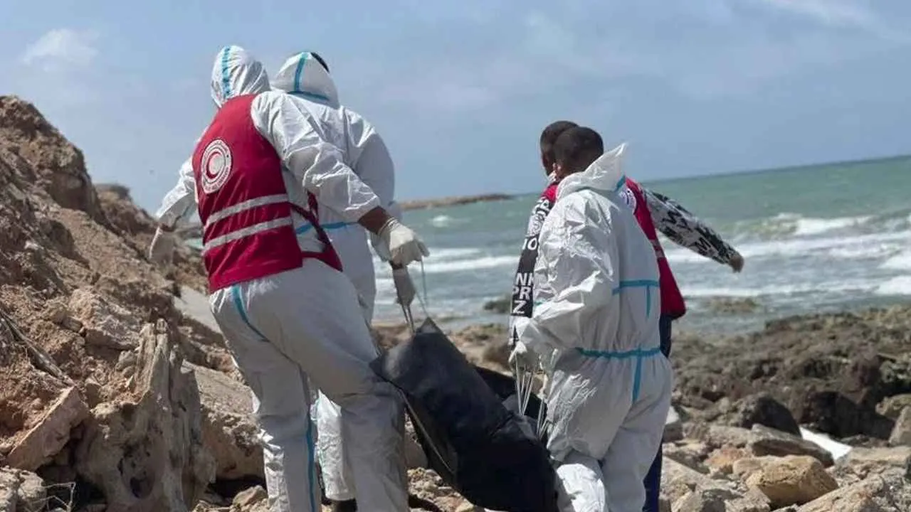 লিবিয়া উপকূলে বাংলাদেশিসহ ১৭ অভিবাসীর মরদেহ উদ্ধার
