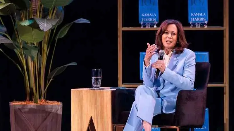 ট্রাম্পকে যুদ্ধে জড়িয়েছেন নেতানিয়াহু: কমলা