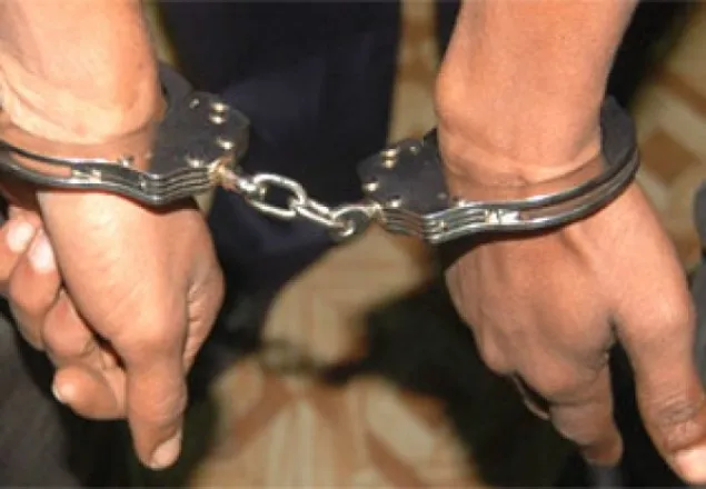 ভোলায় পুলিশের বিশেষ অভিযানে আটক ৫৫