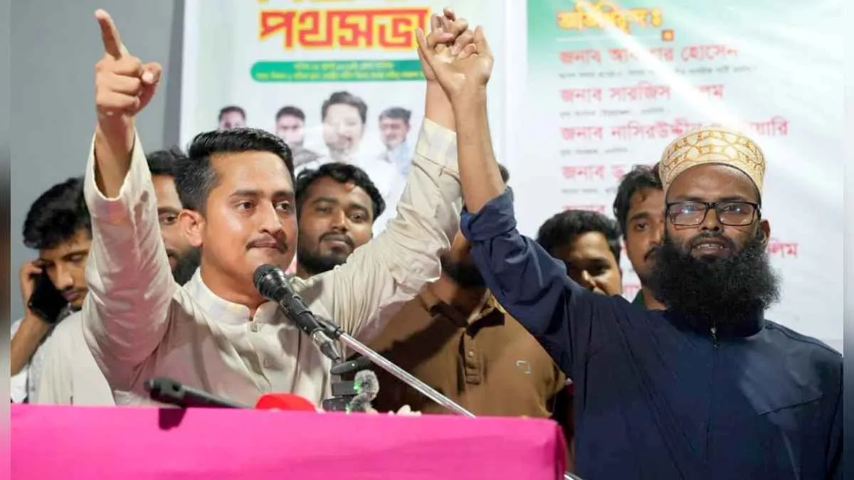 আ.লীগের মতো আচরণ করলে বিএনপির পরিণতি আরও খারাপ হবে: সারজিস
