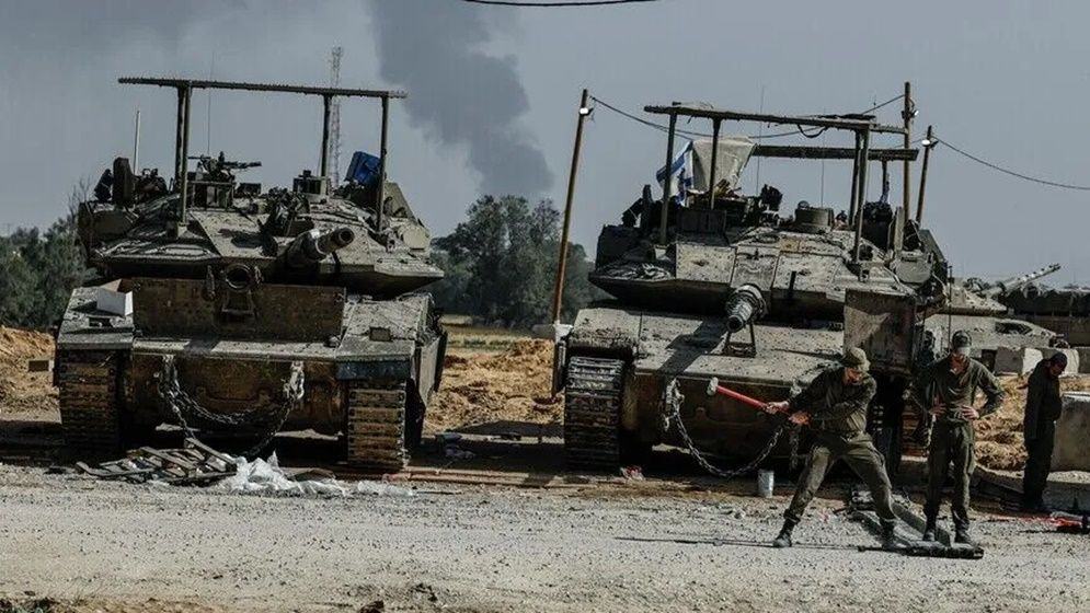 1000394193