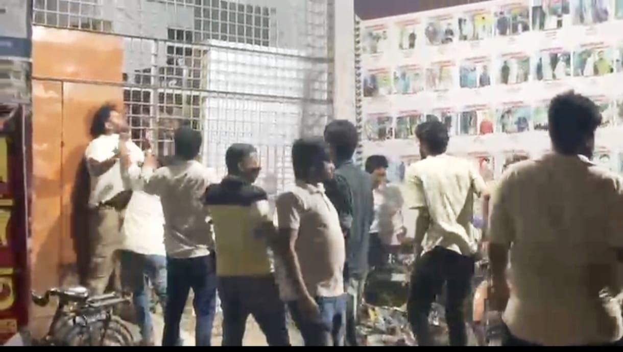 রাবিতে শিক্ষার্থী ও সাংবাদিকের উপর ছাত্রদলের হামলা