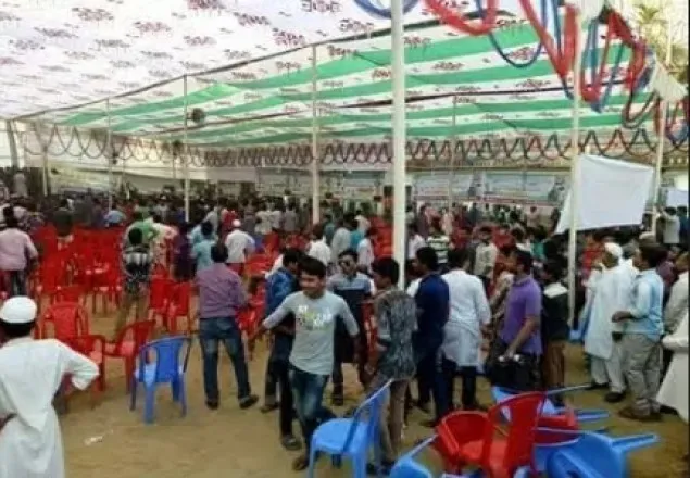 আ.লীগের দুগ্রুপের সংঘর্ষে বক্তব্য না দিয়ে মন্ত্রী মোশারফের সমাবেশস্থল ত্যাগ 