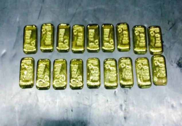 শাহজালালে ৩ কেজি স্বর্ণসহ আটক ২